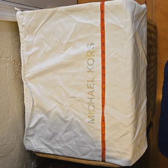 Michael Kors Large Logo Dust Bag - Picture 4 of 4